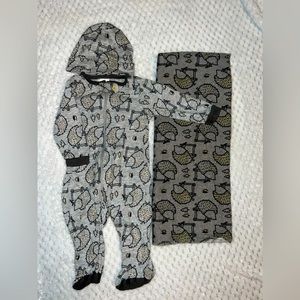 Gerber 0-3 month baby hedgehog outfit and receiving blanket